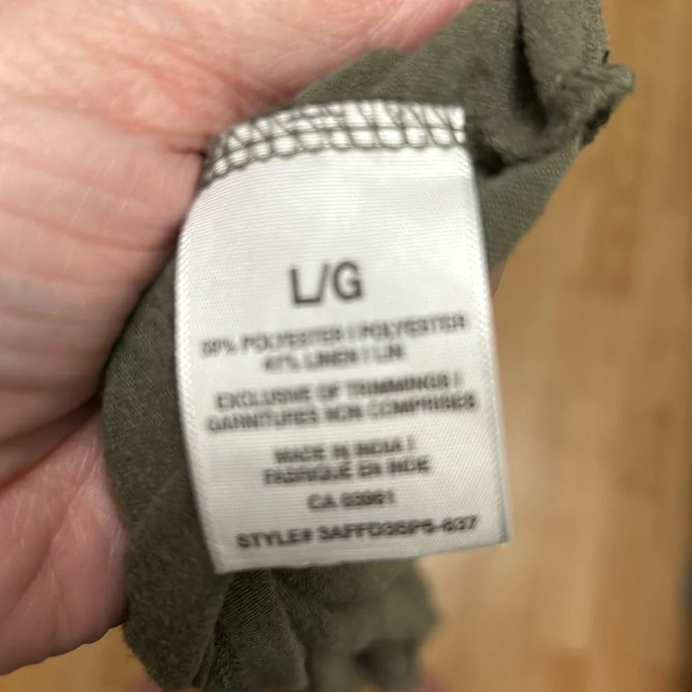 Top - Picture 2 of 2